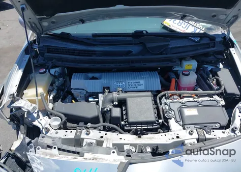 2015 Toyota Prius Four из США, поврежденный, VIN JTDKN3DU7F1908019